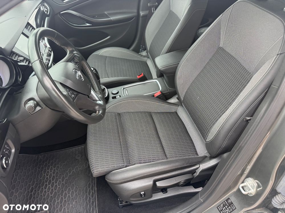 Opel Astra 1.2 T Business Elegance S&S - 19