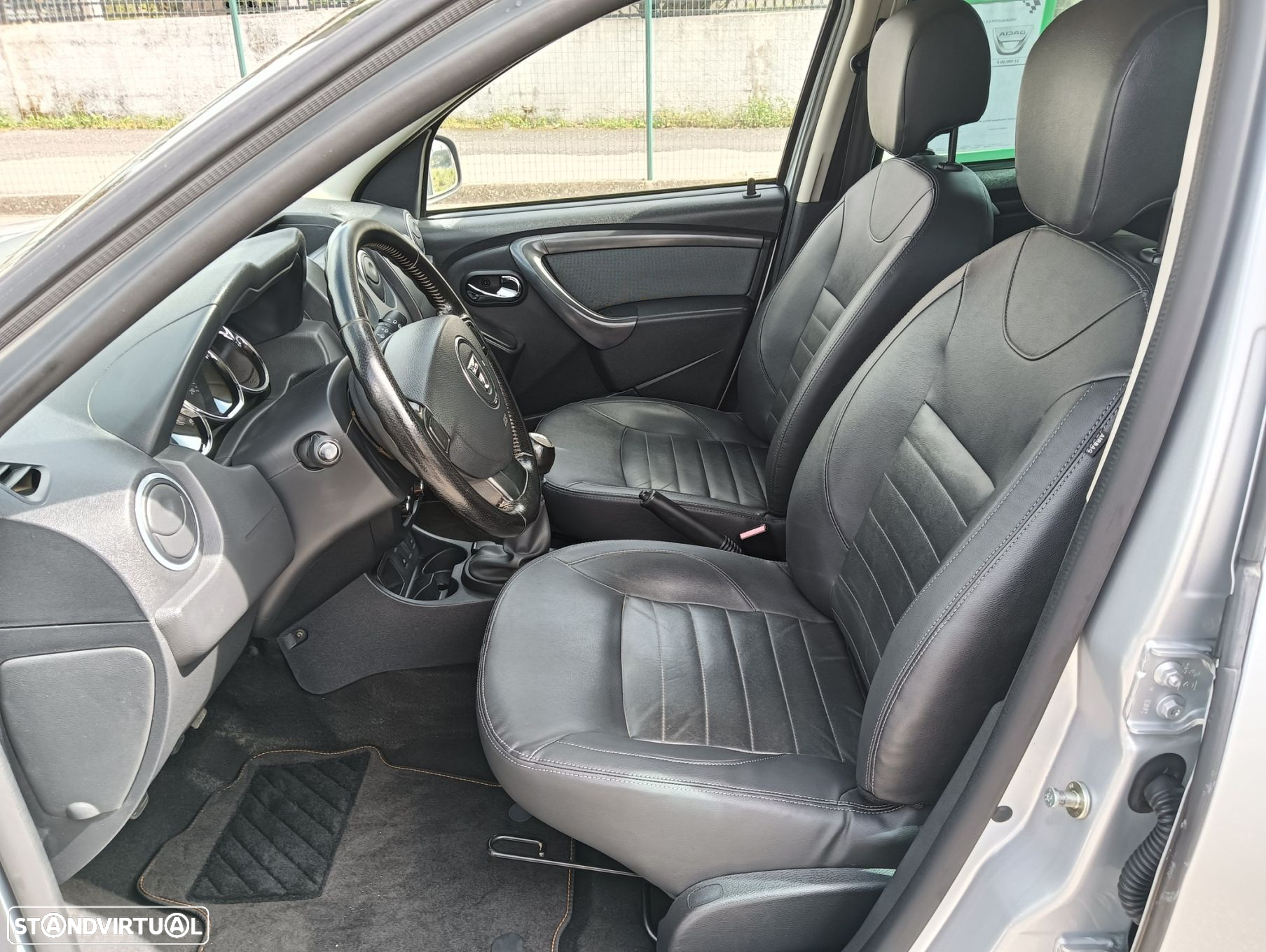 Dacia Duster 1.5 dCi Prestige - 8
