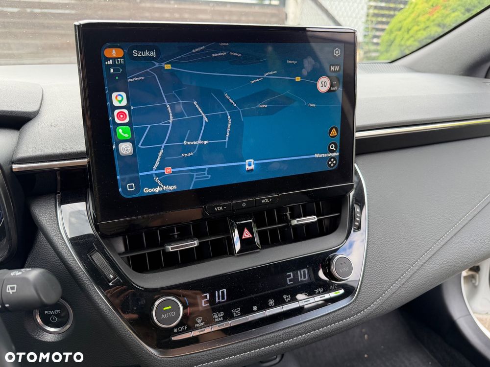 Toyota Corolla 1.8 Hybrid Executive - 11