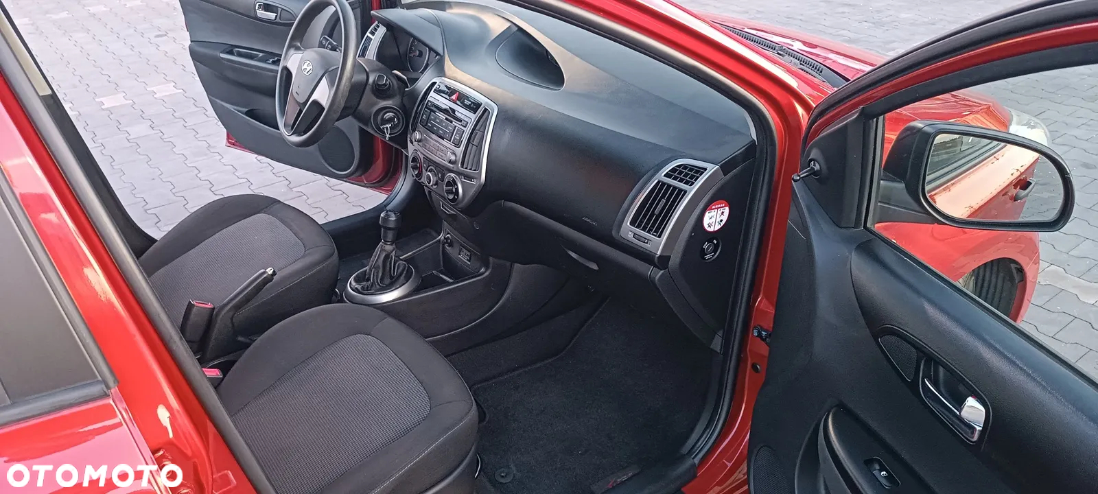 Hyundai i20 - 11
