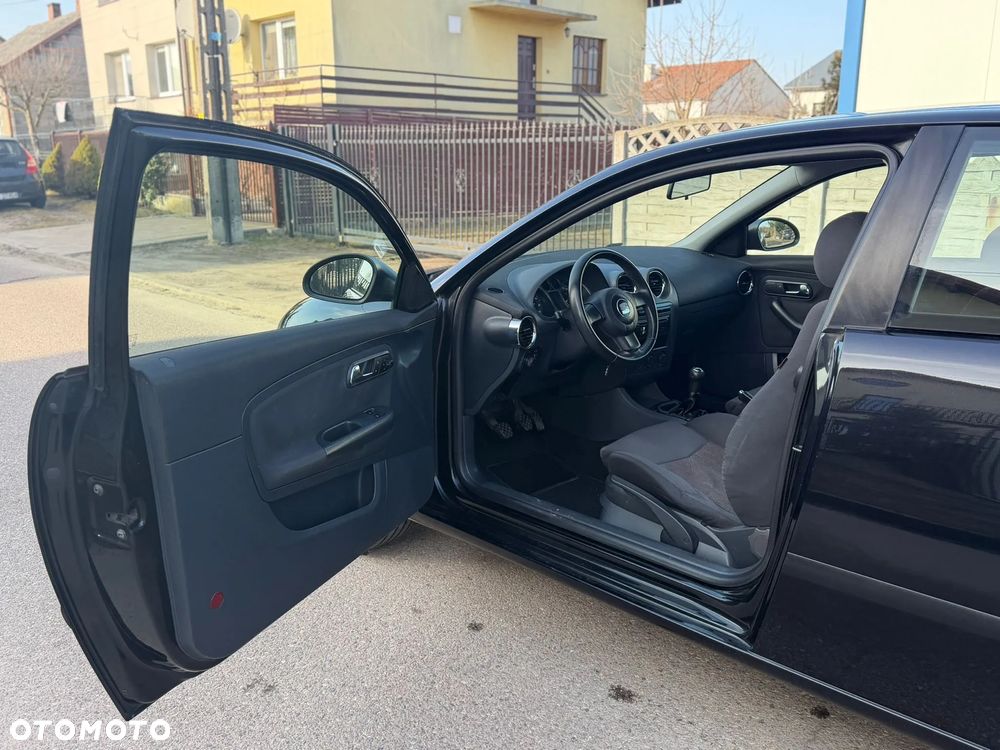 Seat Ibiza 1.4 16V Comfort Edition - 19