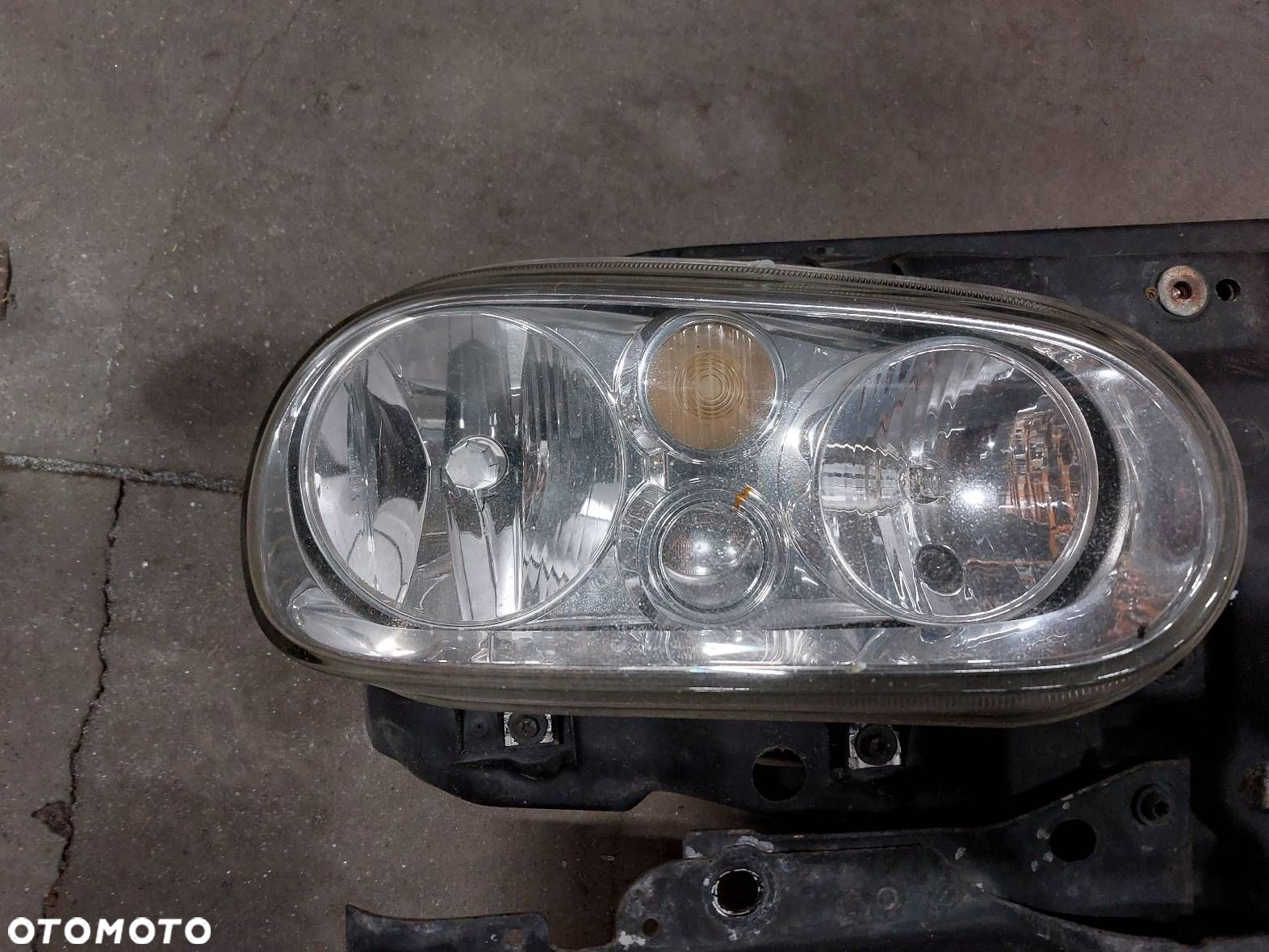 WZMOCNIENIE CZOŁOWE CHŁODNICE WENTYLATORY LAMPY VOLKSWAGEN GOLF IV - 3