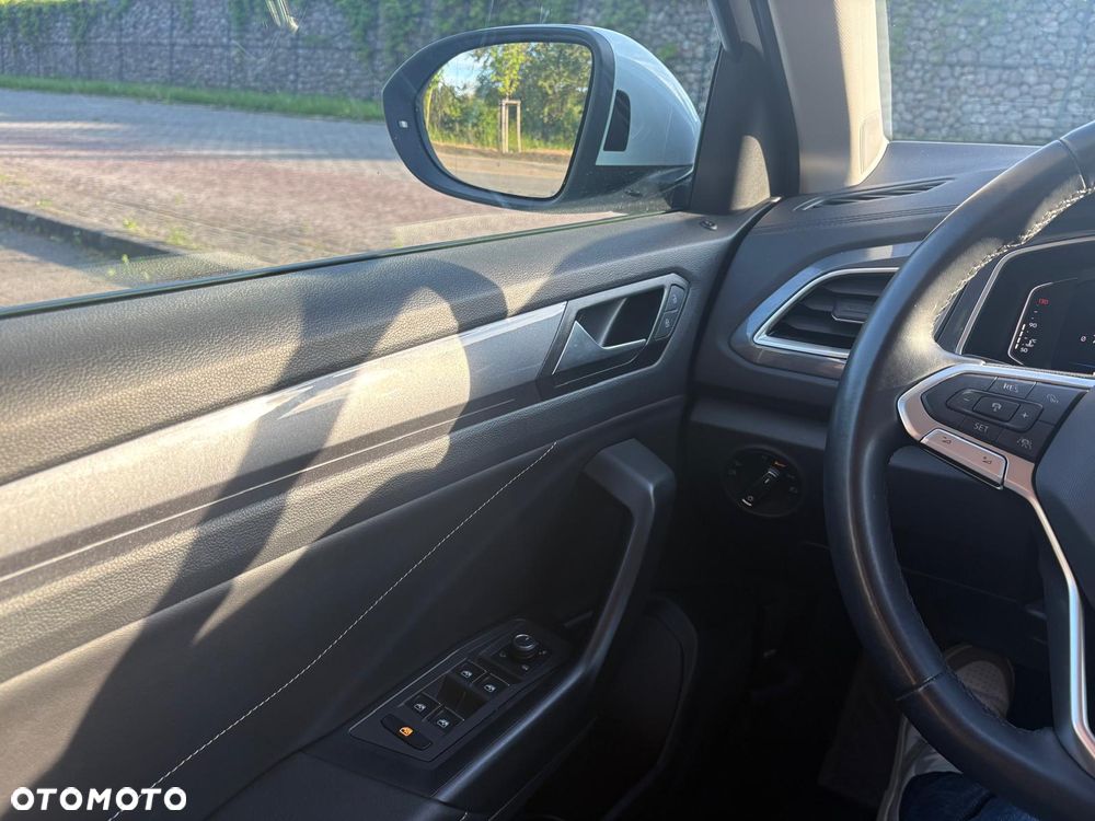 Volkswagen T-Roc 1.5 TSI Style DSG - 17