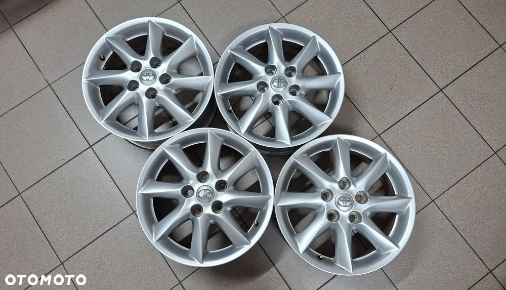 Felgi Aluminiowe 16 Toyota Auris Corolla 5x114.3 ET 45 - 1