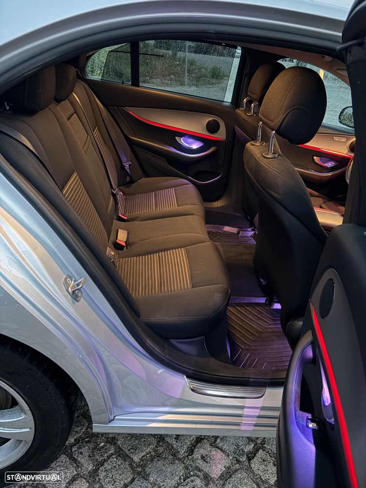 Mercedes-Benz E 220 d 9G-TRONIC Exclusive - 8