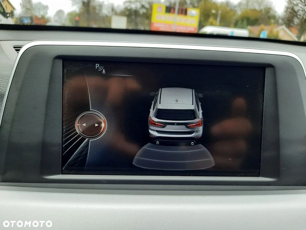 BMW X1 xDrive20i - 34