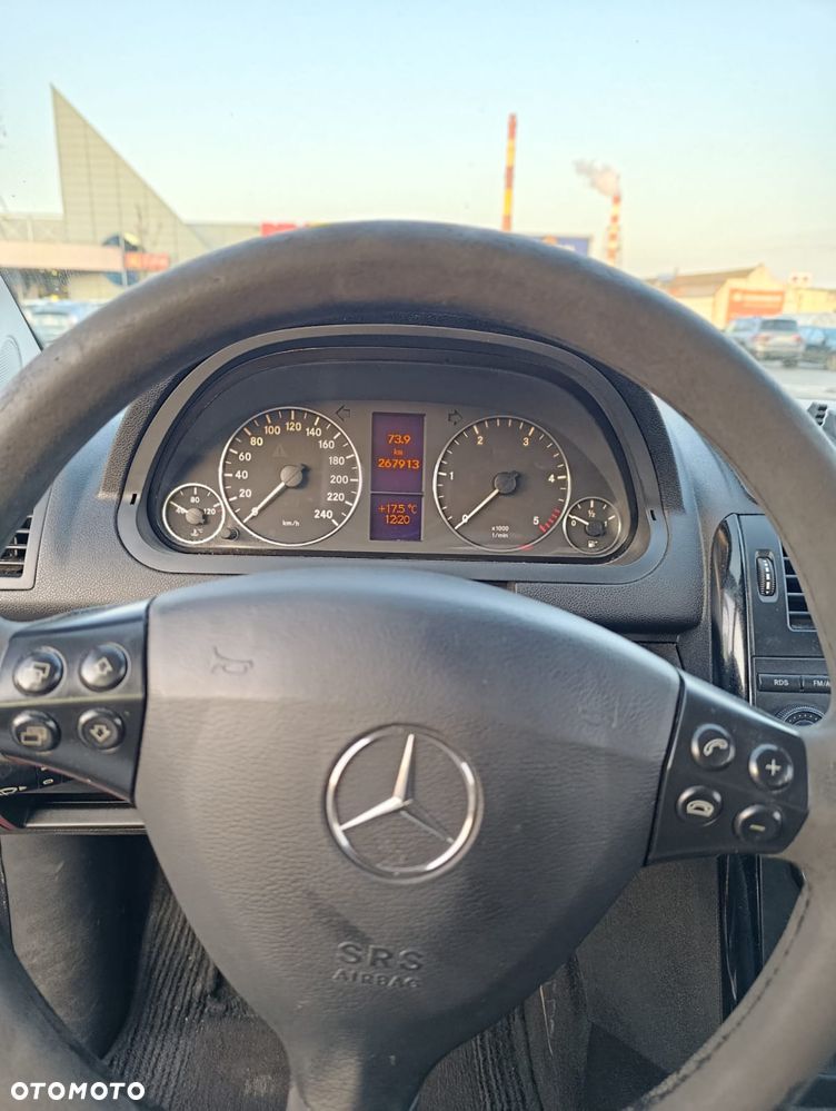 Mercedes-Benz Klasa A 180 CDI Elegance DPF - 13