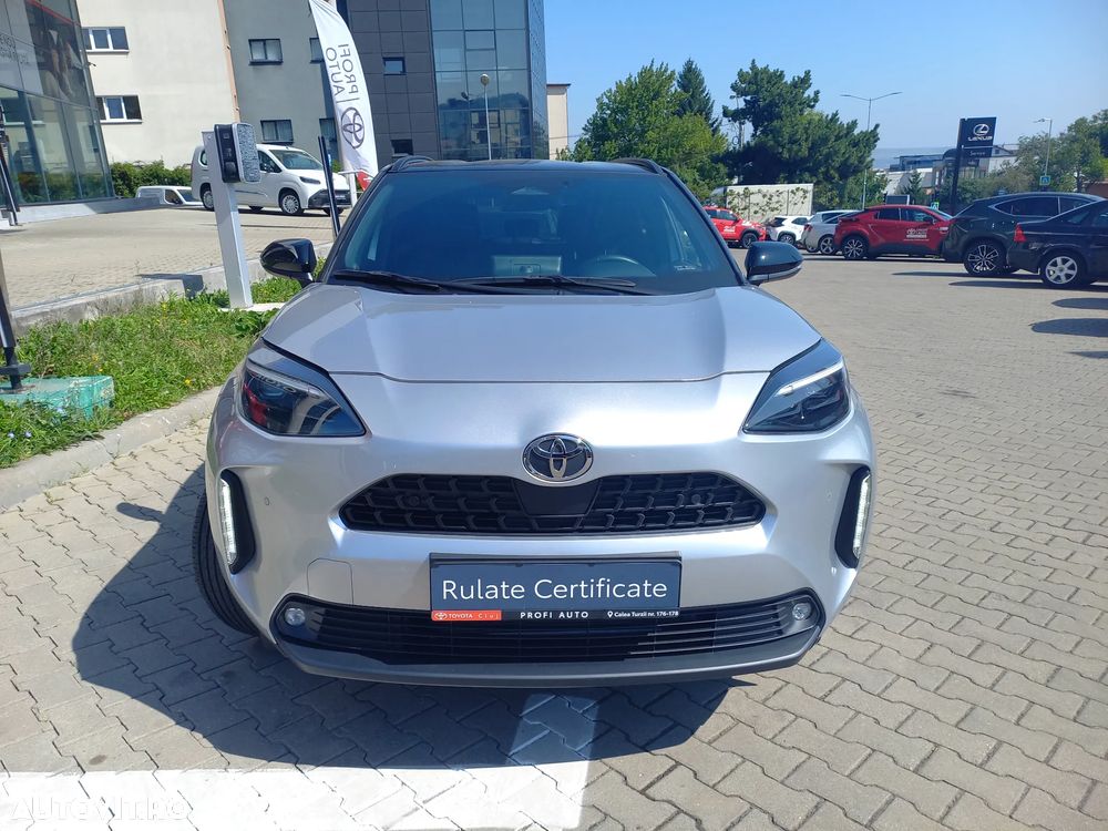 Toyota Yaris Cross 1.5 VVT-i HSD 4x4 Dynamic - 2