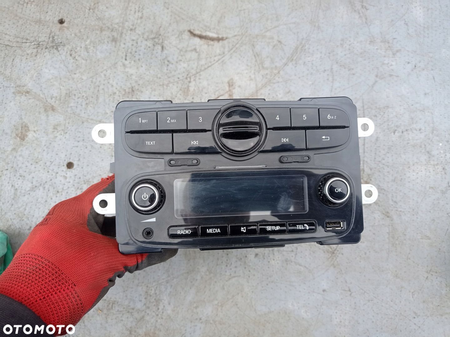 Radio Smart FORFOUR II 453 281158922R - 1