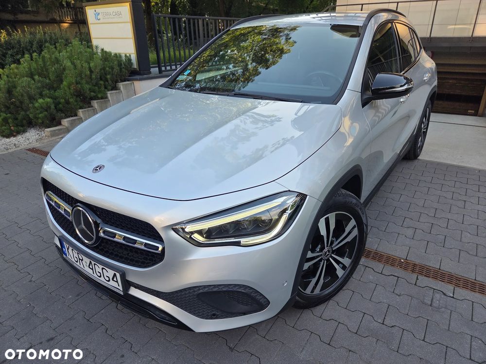 Mercedes-Benz GLA 250 4-Matic AMG Line - 4