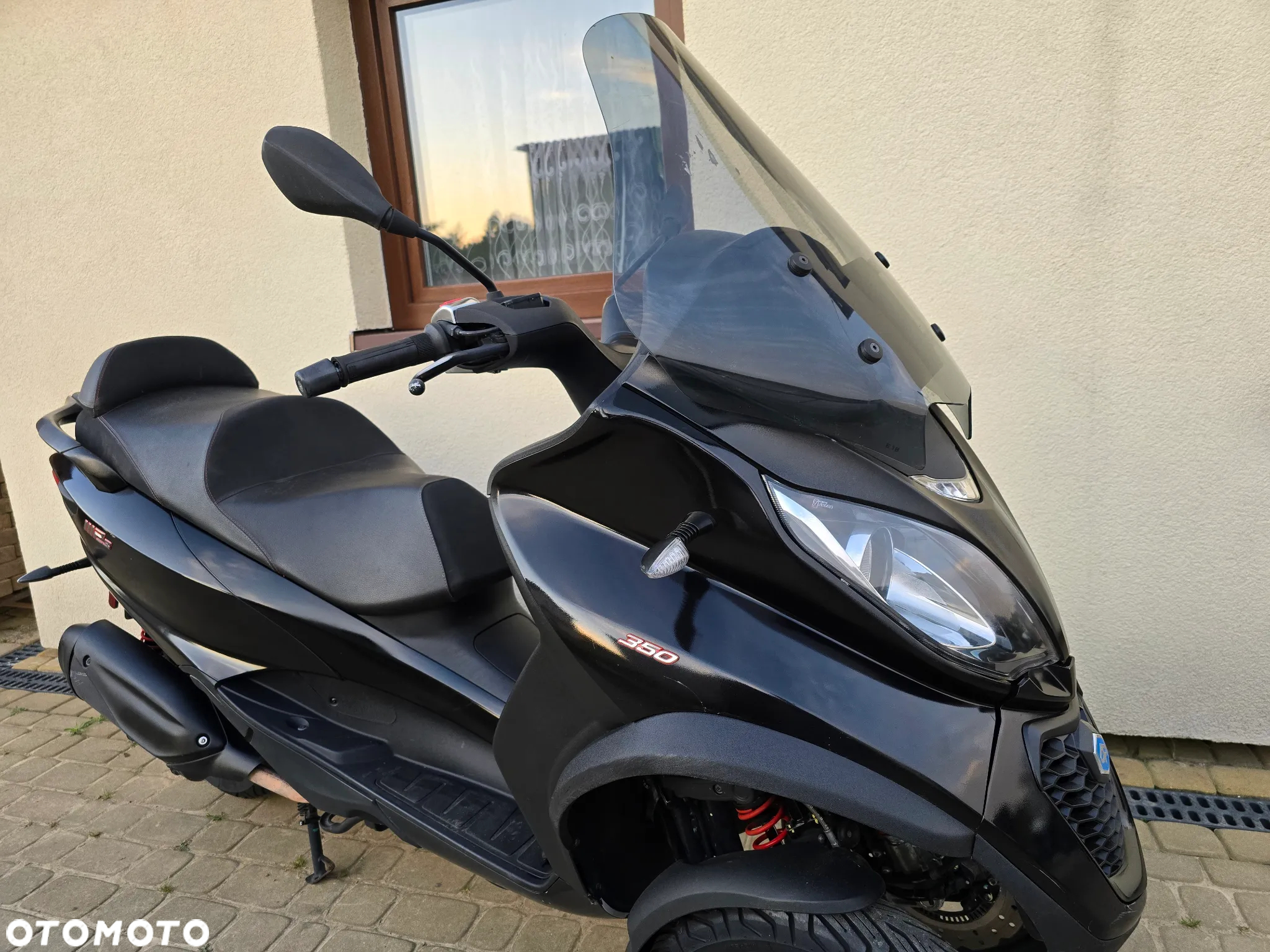 Piaggio MP-3 - 2