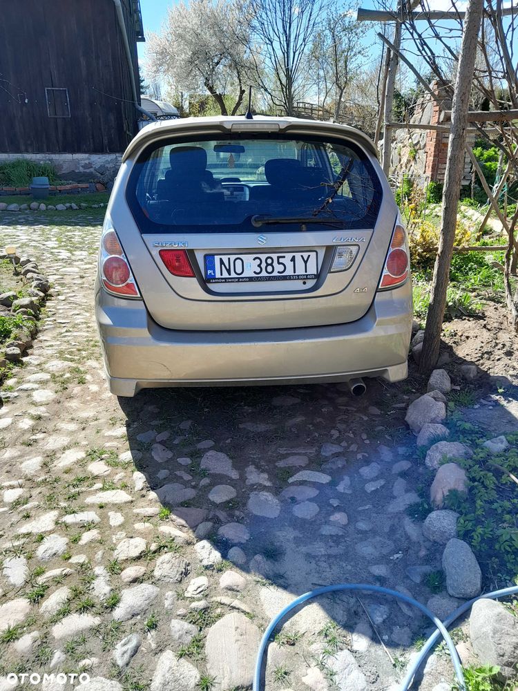 Suzuki Liana - 2