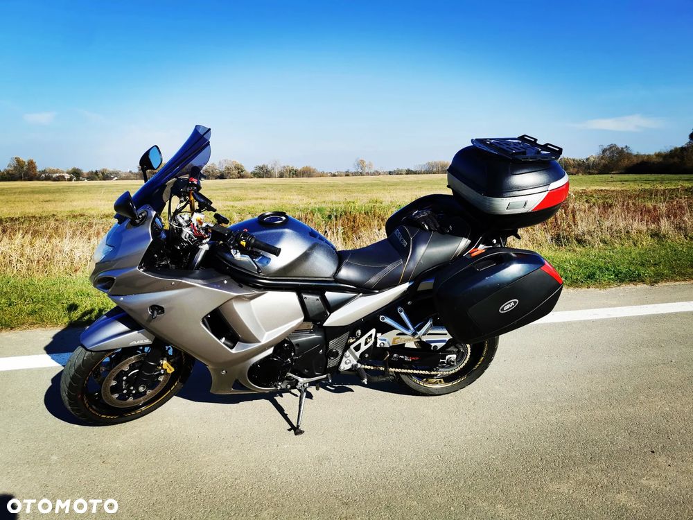 Suzuki GSX - 5