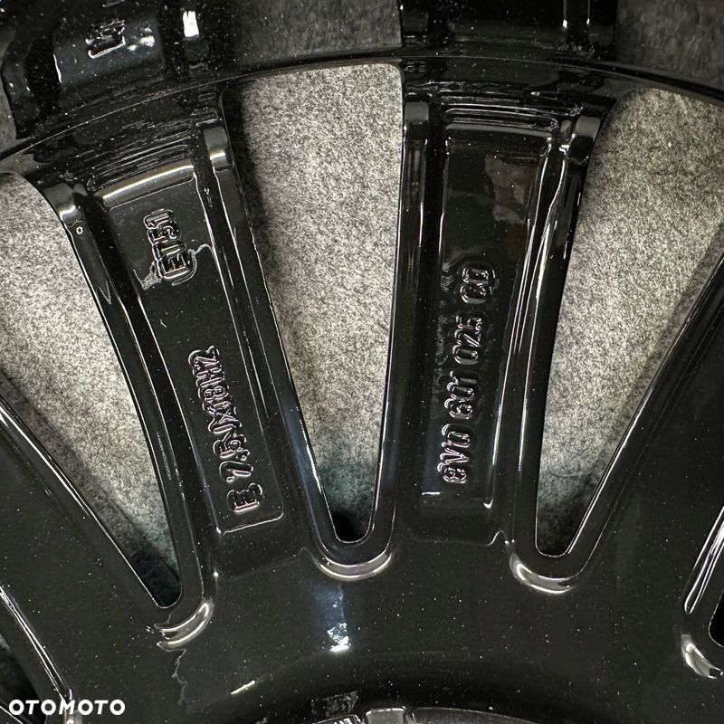 KOMPLET FELG AUDI A3 8V 8V0 18” 18 S-LINE S3 8V0601025CD - 8