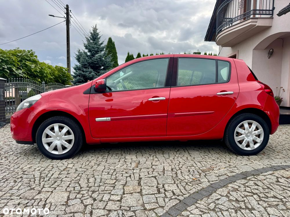 Renault Clio 1.2 16V Exception - 8