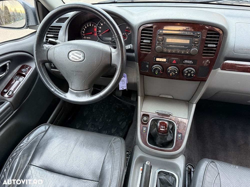 Suzuki Grand Vitara 1.6 Limited - 8