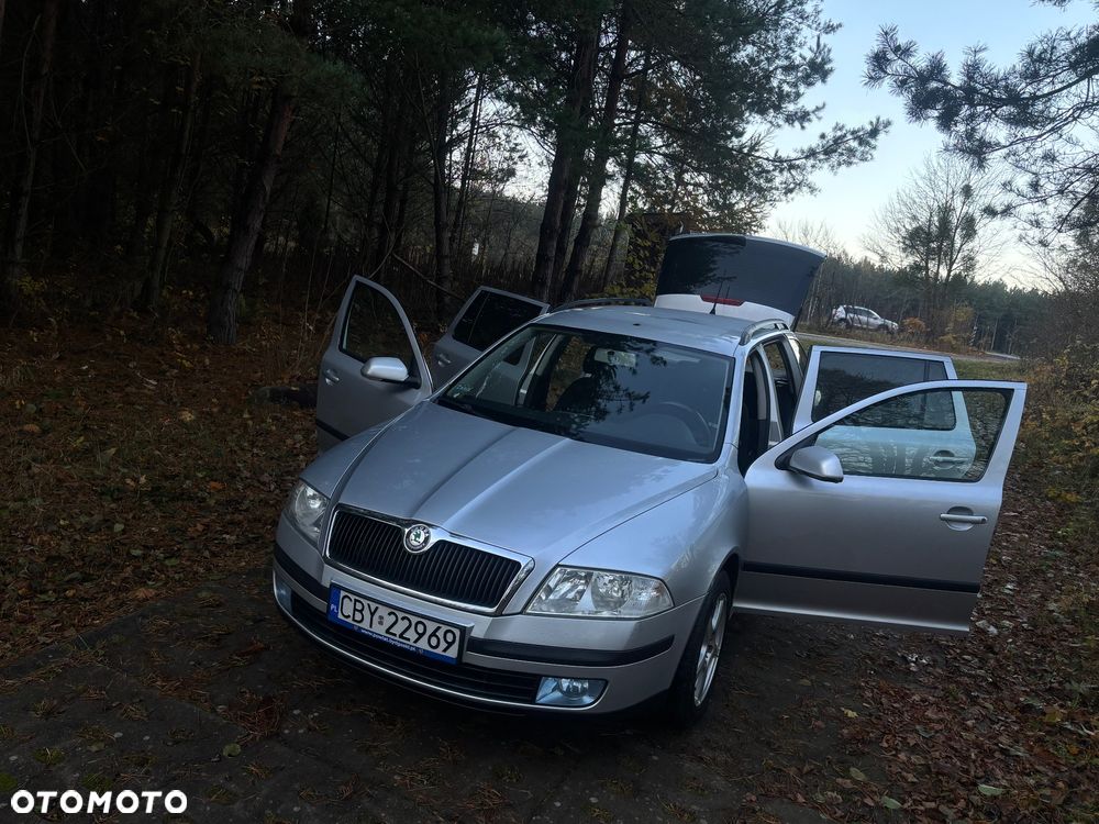 Skoda Octavia 2.0 TDI Ambiente - 2