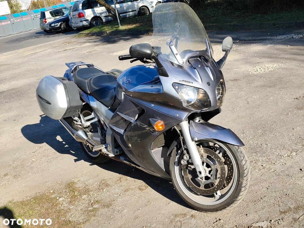 Yamaha FJR - 7