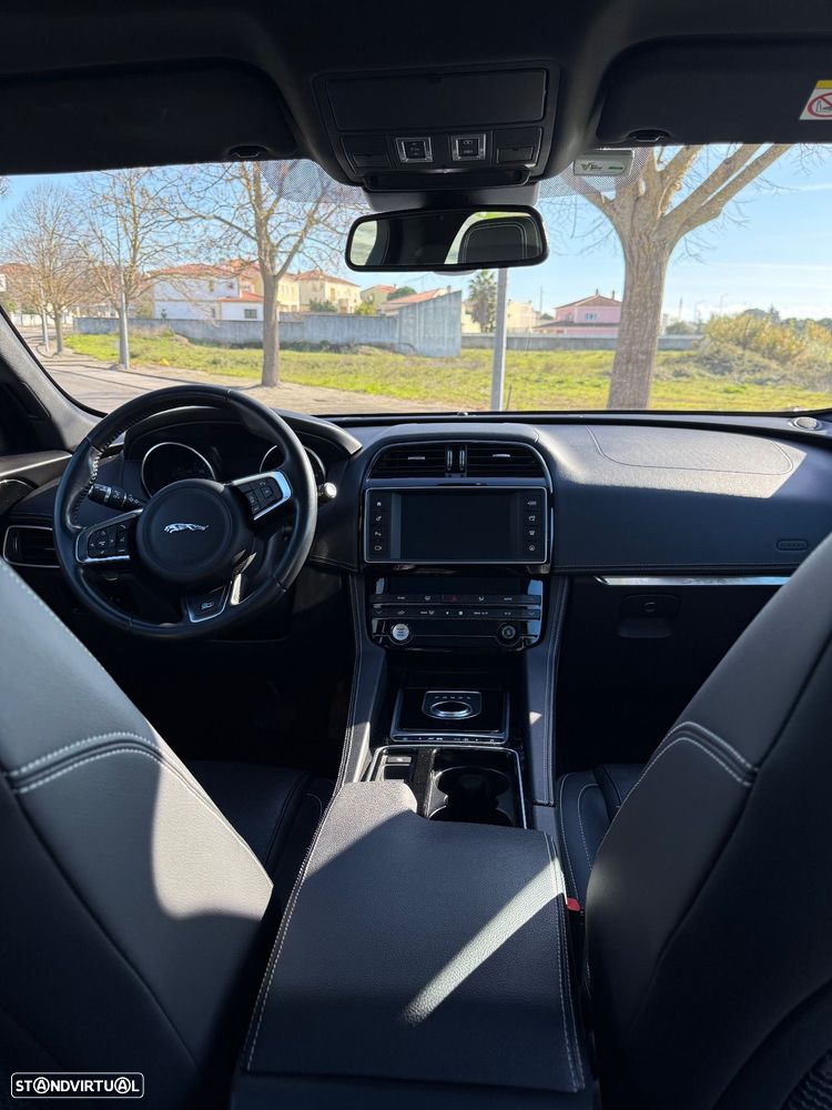 Jaguar F-Pace 2.0 i4D R-Sport AWD Aut. - 5