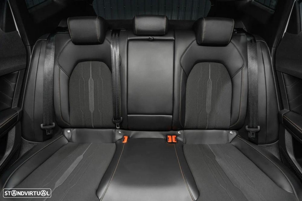 Cupra Formentor VZ 1.4 e-Hybrid DSG - 25