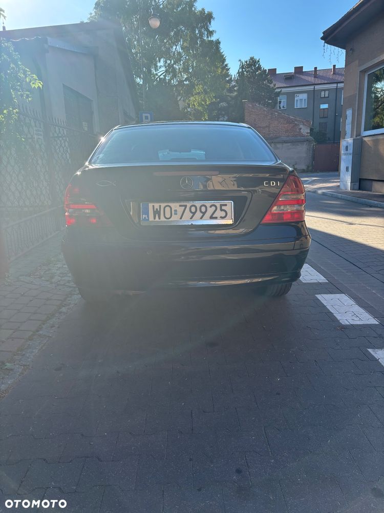 Mercedes-Benz Klasa C 200 CDI Classic DPF - 12