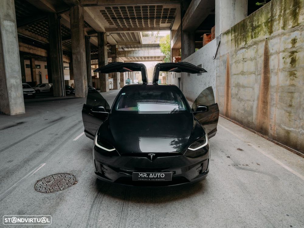 Tesla Model X 100D - 27
