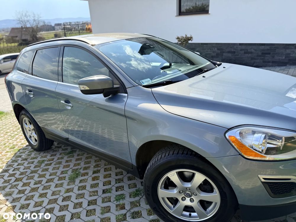 Volvo XC 60 D3 Momentum - 11