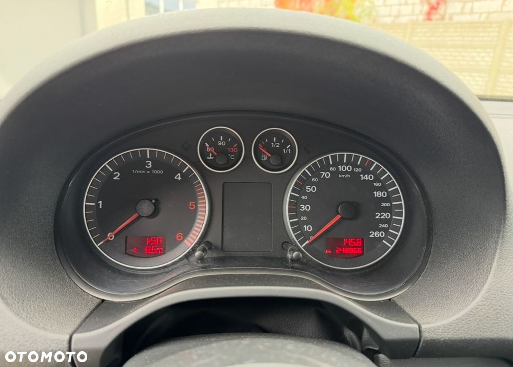 Audi A3 3-drzwiowe 1.9 TDI Ambition - 14