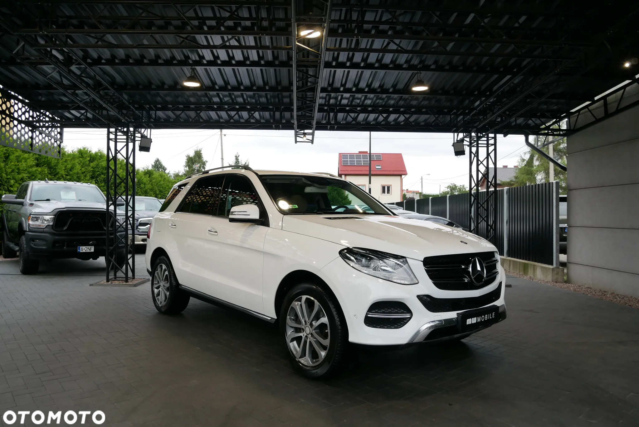 Mercedes-Benz GLE - 2
