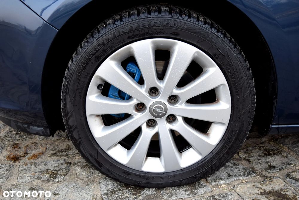 Opel Astra 2.0 CDTI DPF Cosmo - 25