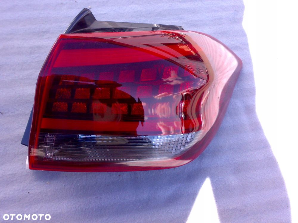 hyundai i30 iii hb 2020 - lampa tylna prawa tył led - 1