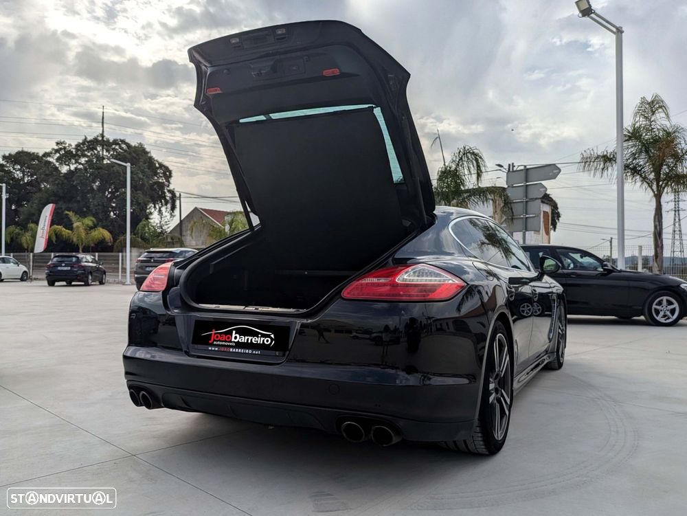 Porsche Panamera - 31