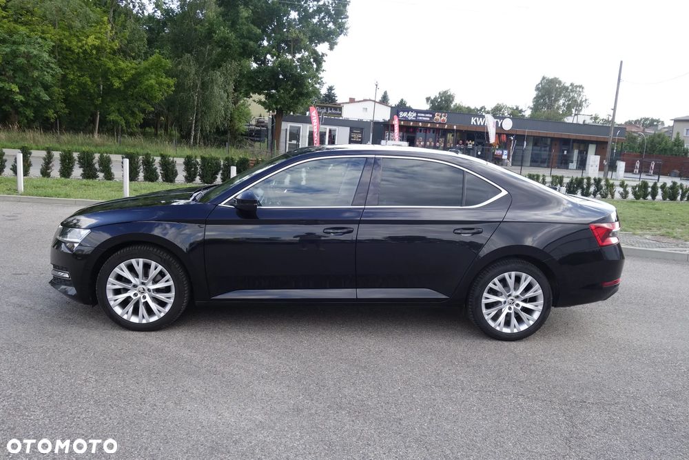 Skoda Superb 2.0 TDI SCR 4x4 Style DSG - 6