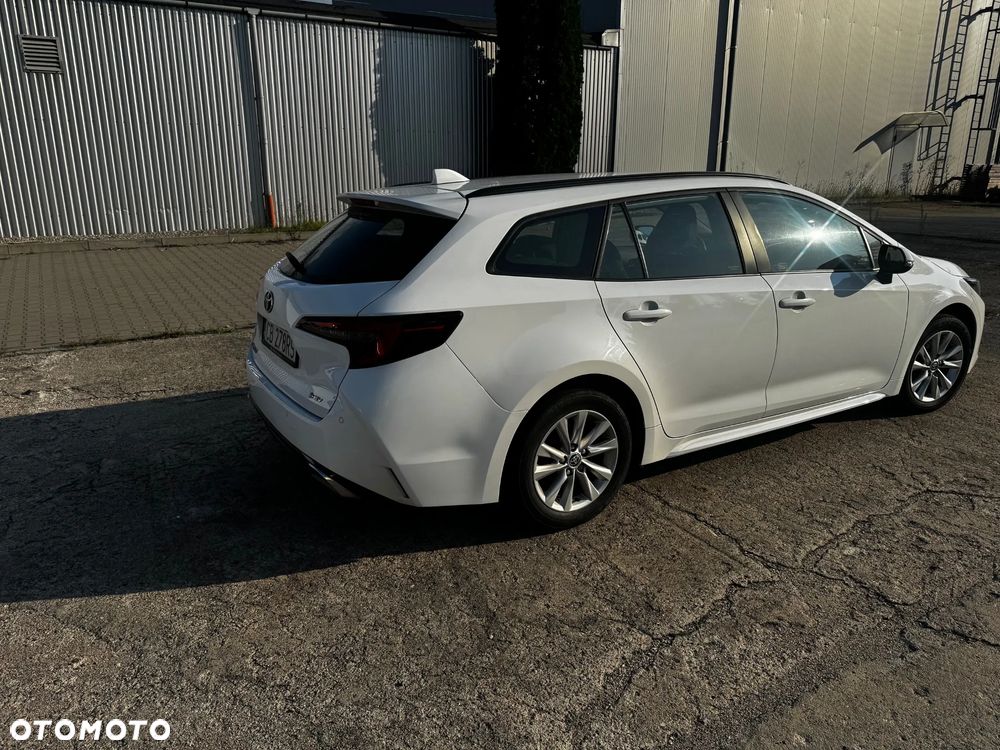 Toyota Corolla - 5