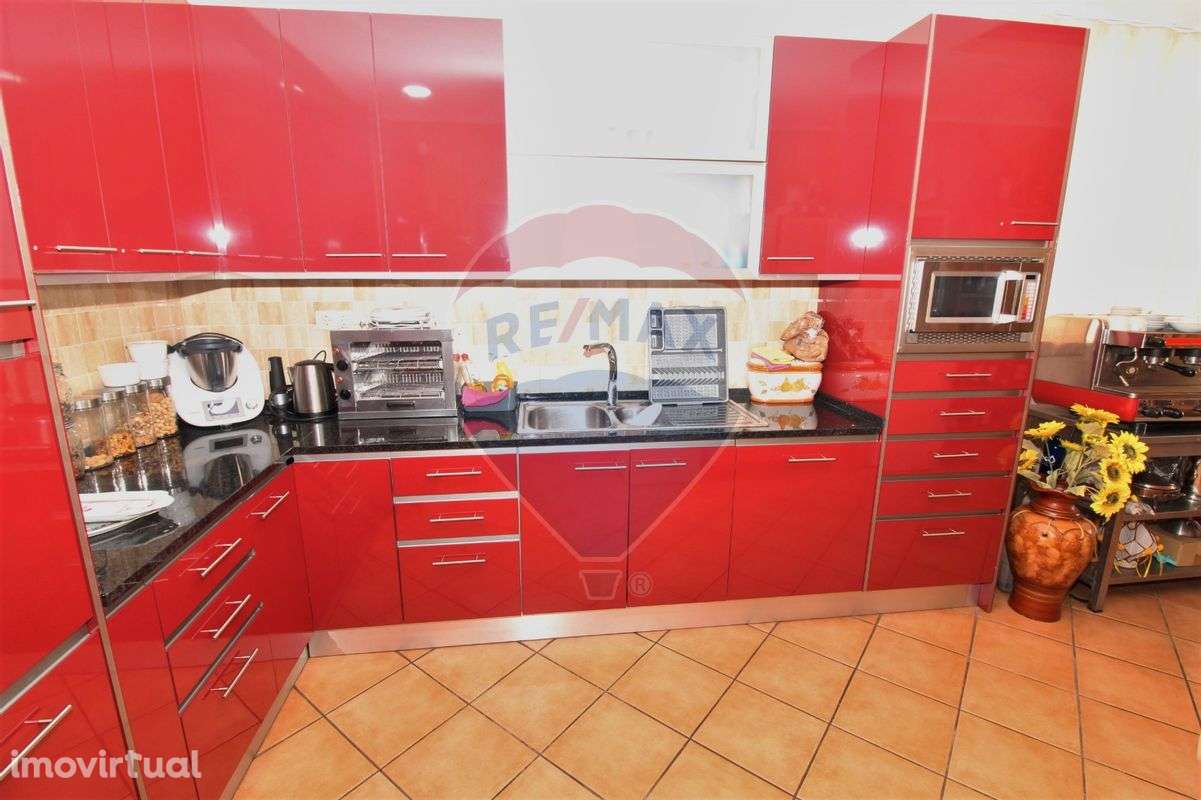 Moradia T6 para venda - Grande imagem: 2/31