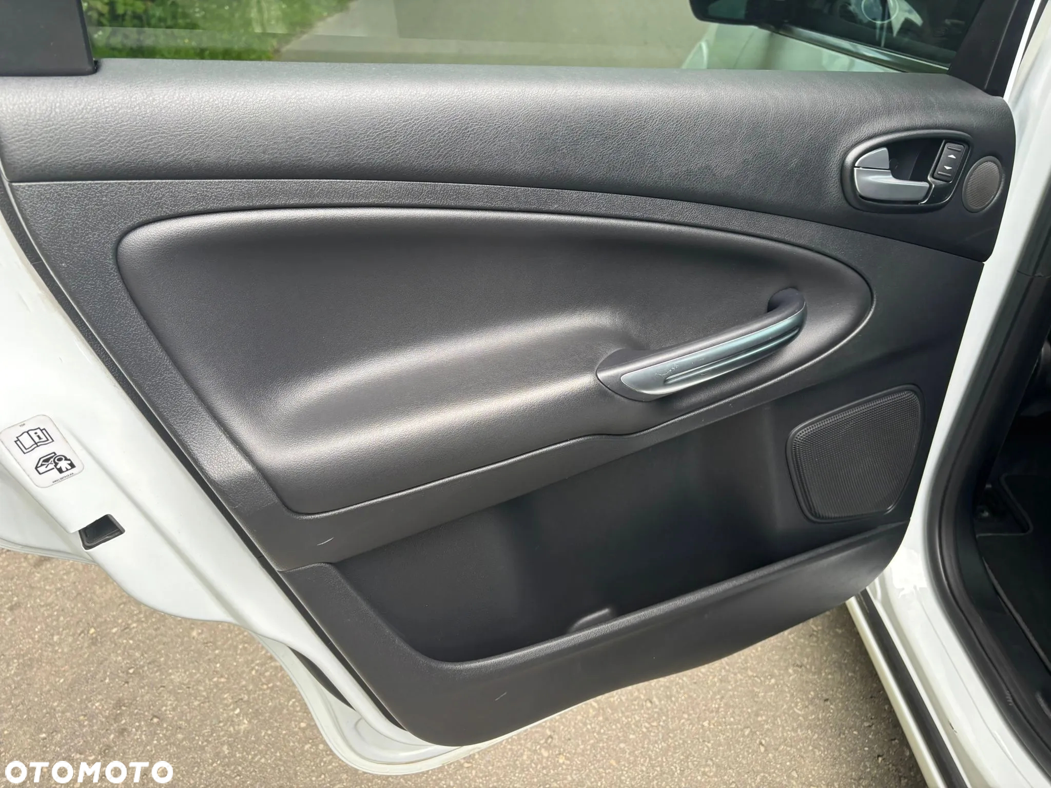 Ford S-Max 2.0 TDCi DPF Titanium - 23