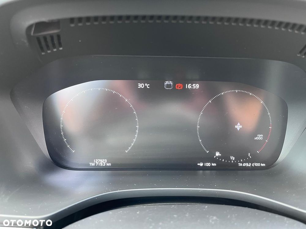 Volvo XC 60 D3 R-Design - 15