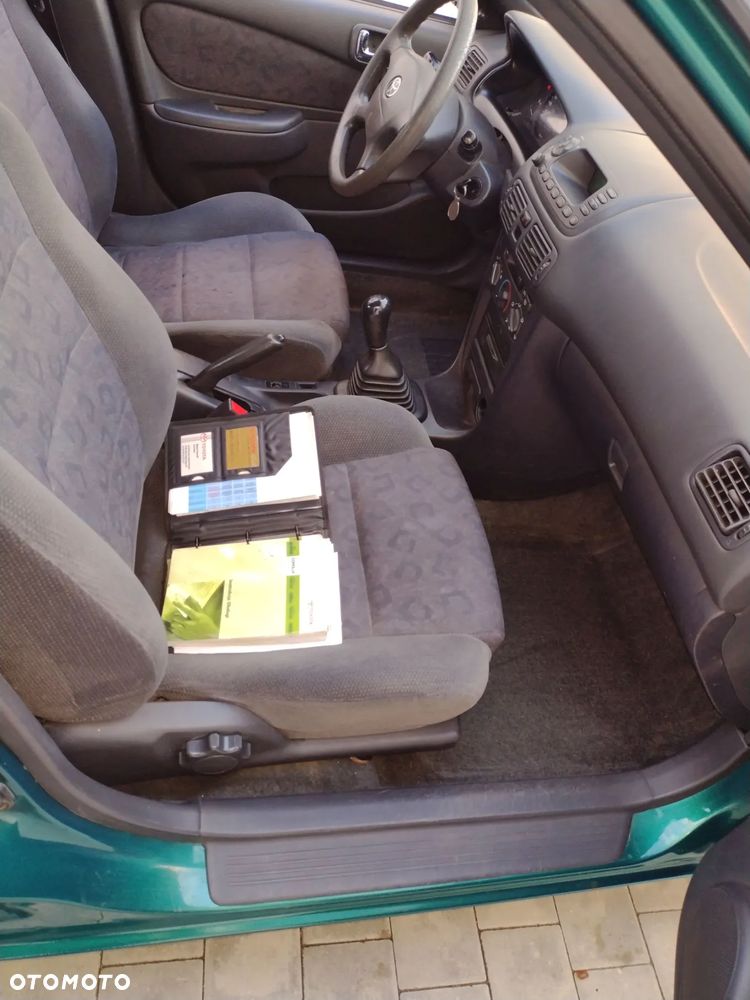 Toyota Corolla 1.4 Terra1 - 14