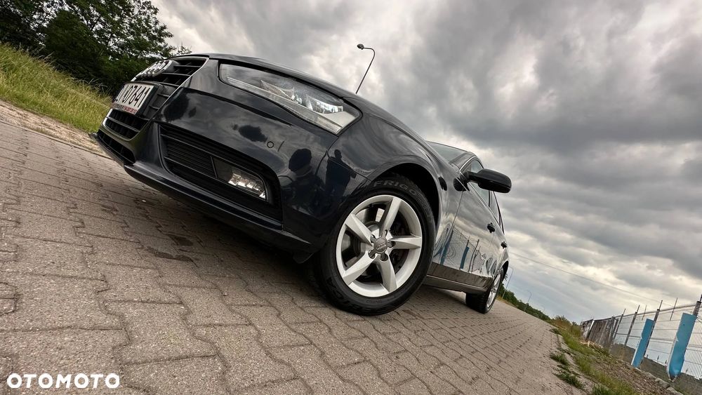 Audi A4 Avant 2.0 TDI DPF clean diesel Attraction - 16