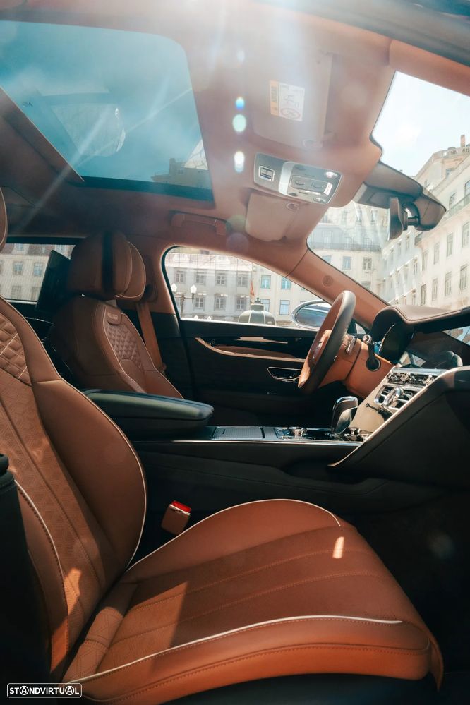 Bentley Flying Spur - 12