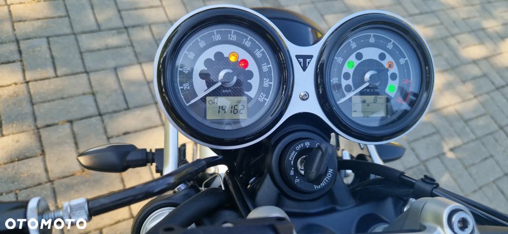 Triumph Speed Twin - 11