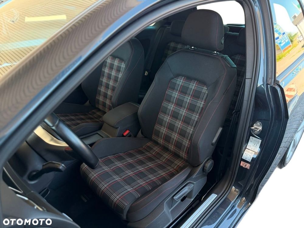 Volkswagen Golf 2.0 TSI BMT GTI Performance - 22