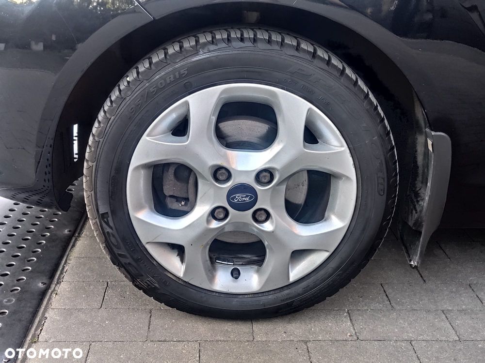 Ford Fiesta 1.4 Trend EU5 - 29