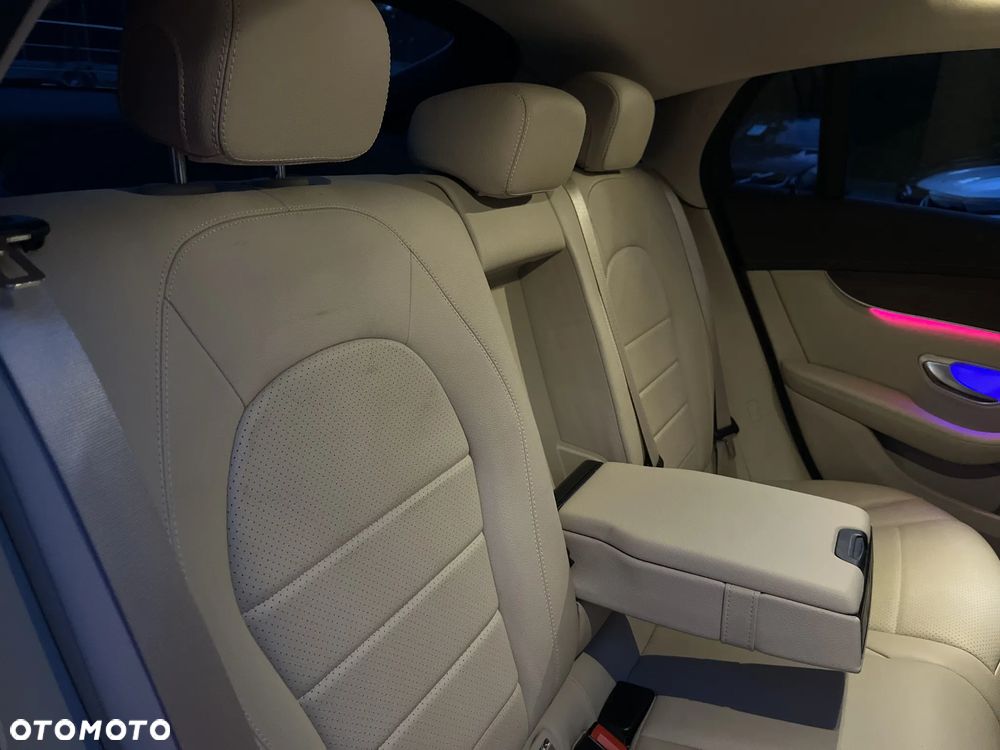 Mercedes-Benz GLC 220 d 4-Matic - 38