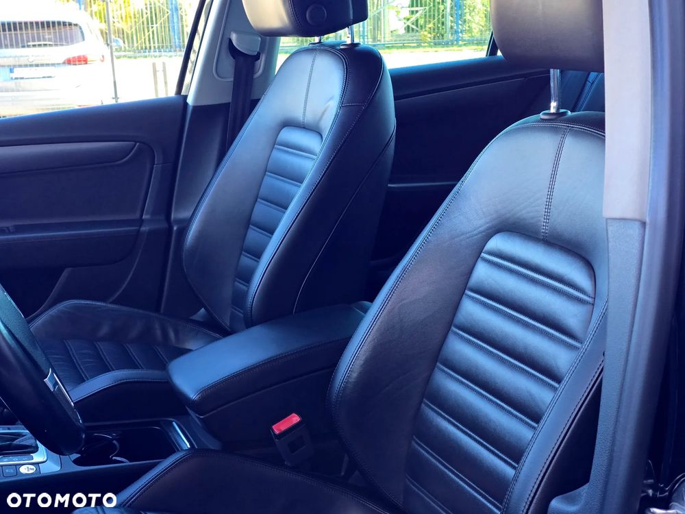 Volkswagen Passat 2.0 TDI Highline DSG - 17