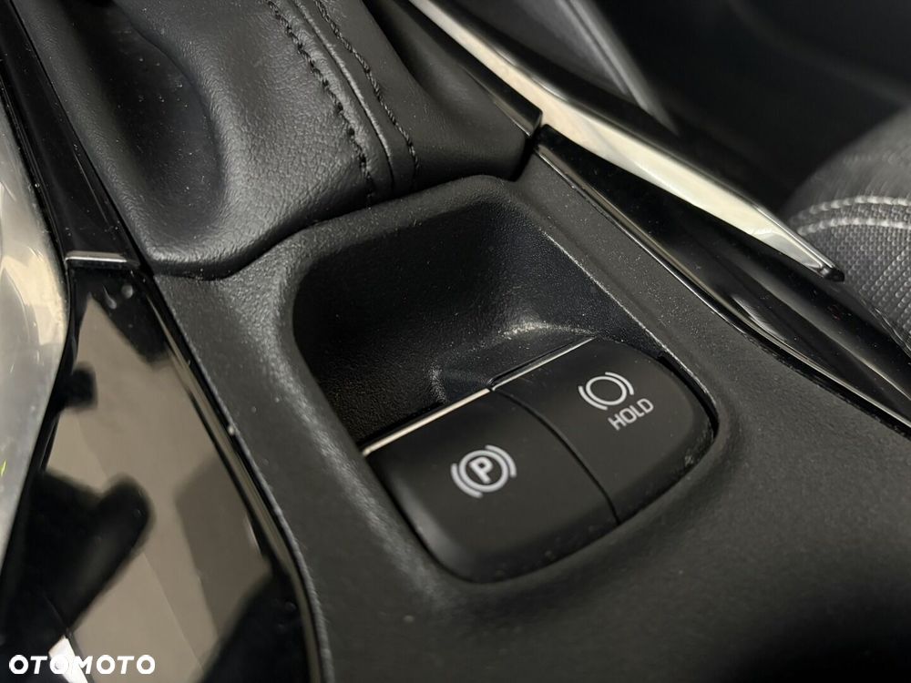 Toyota Corolla 1.8 Hybrid Comfort - 23