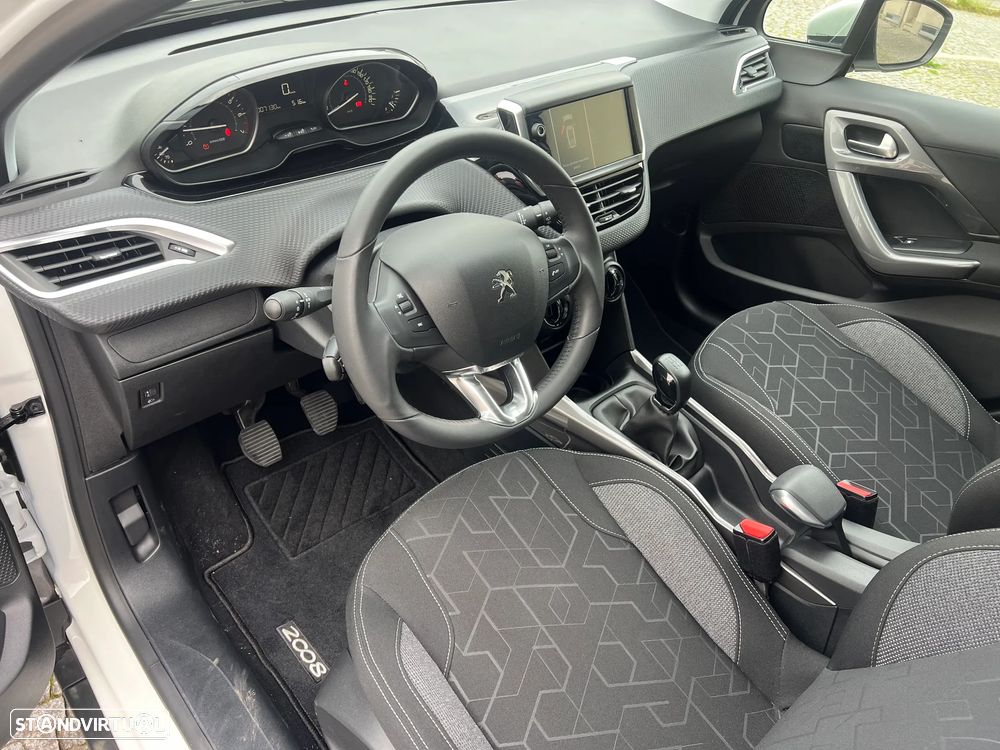 Peugeot 2008 1.2 VTi Active - 20