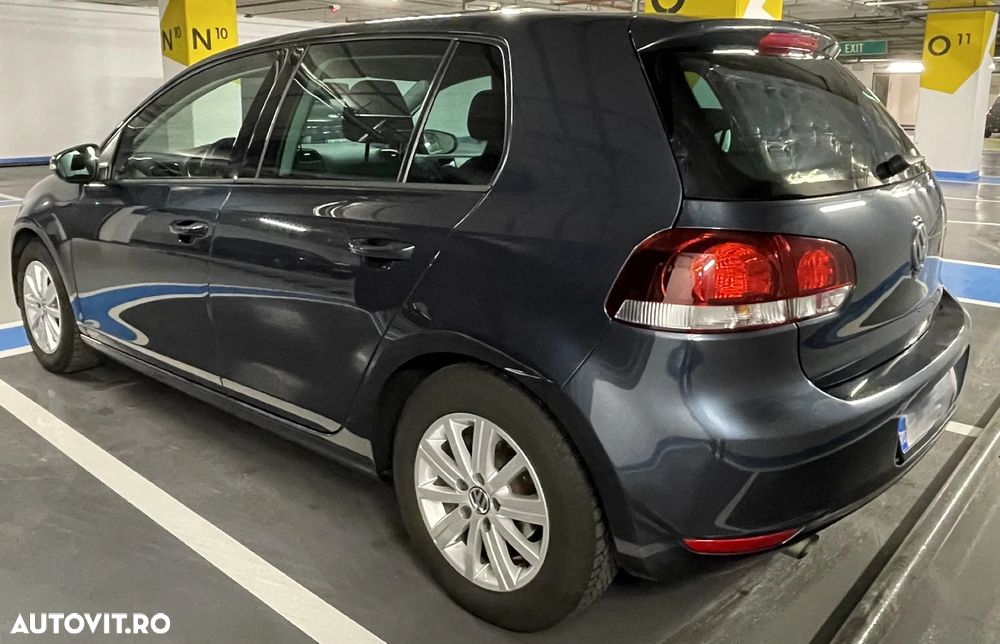 Volkswagen Golf 1.6 TDI DPF BlueMotion Technology Highline - 14