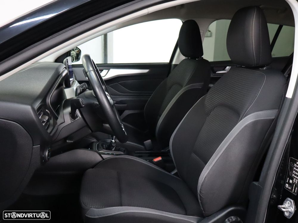 Ford Focus SW 1.5 TDCi EcoBlue Titanium - 8