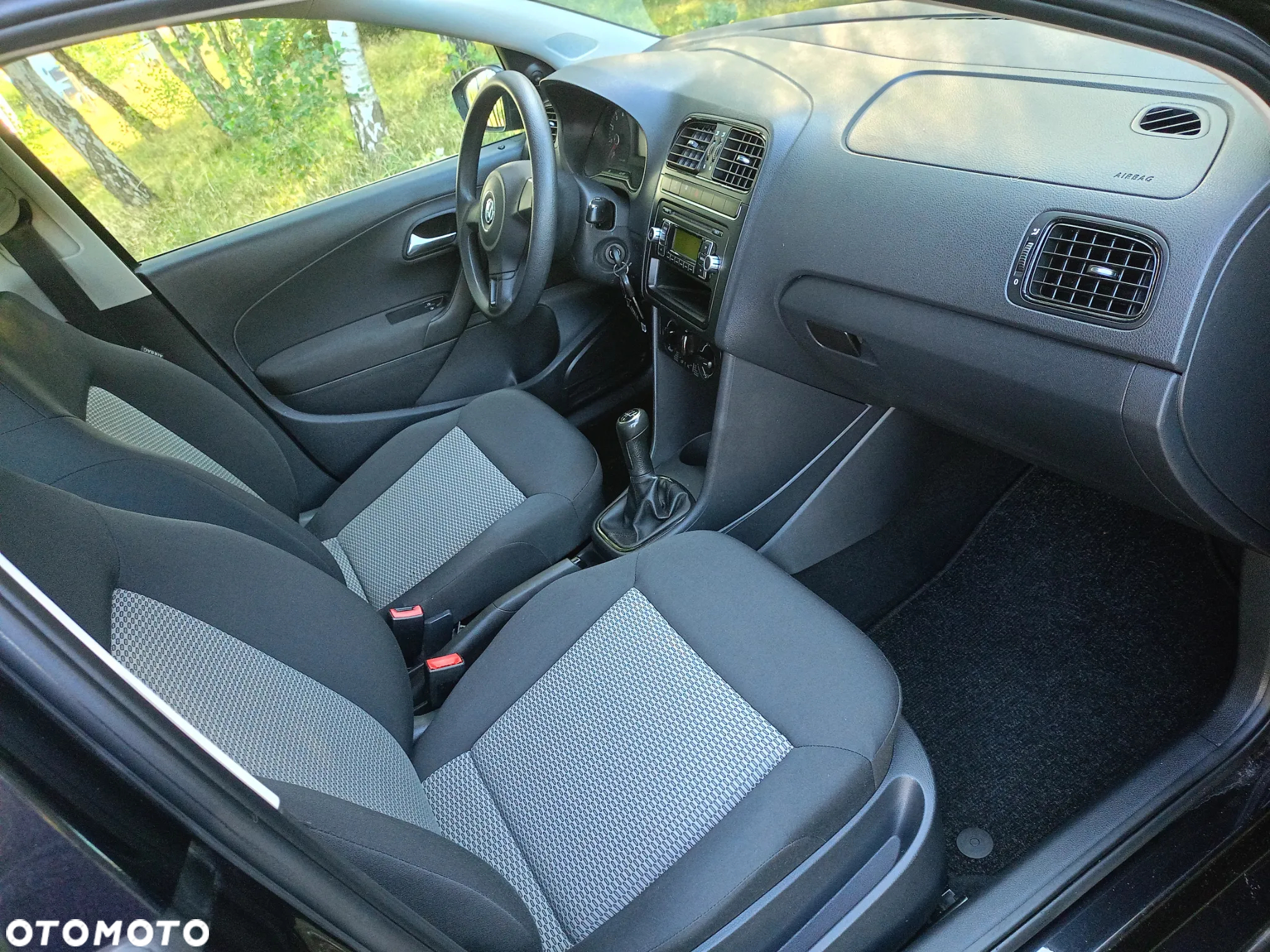 Volkswagen Polo 1.4 16V Trendline - 8
